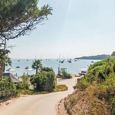 Piscine Et Acces Διαμέρισμα